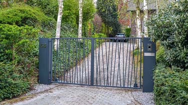 Moderne vleugelpoort met Jungle patroon - Maastricht